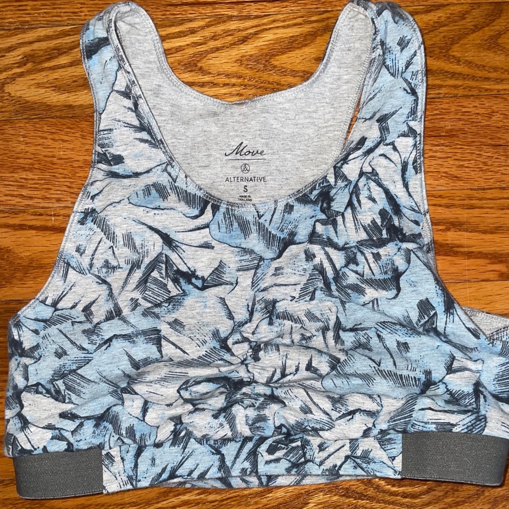 Sports bra